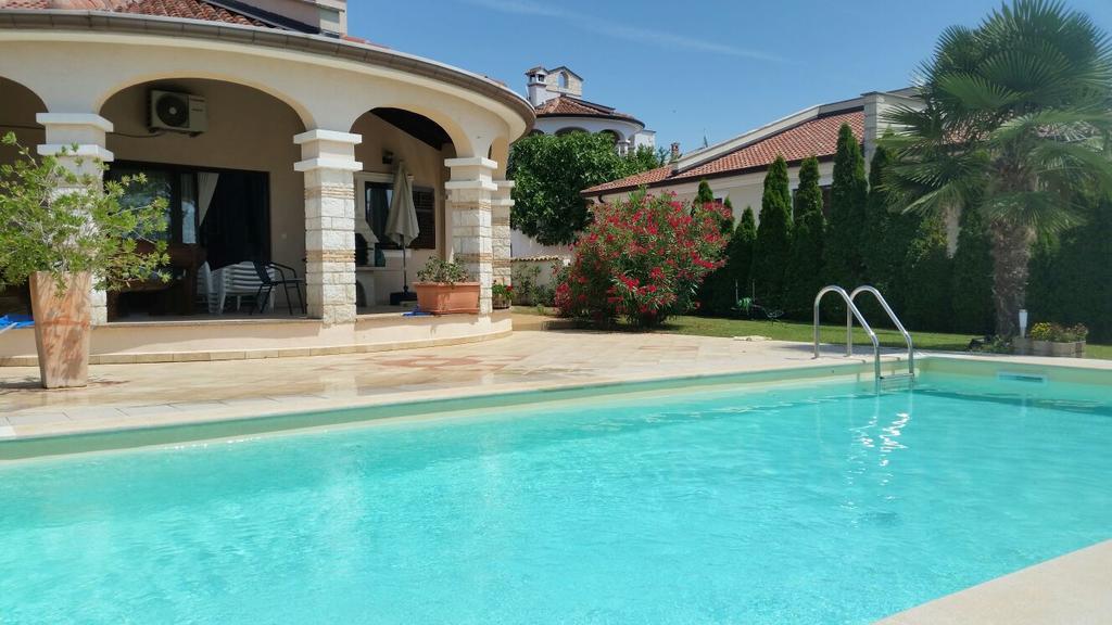 Villa Parenzo بوريتش المظهر الخارجي الصورة